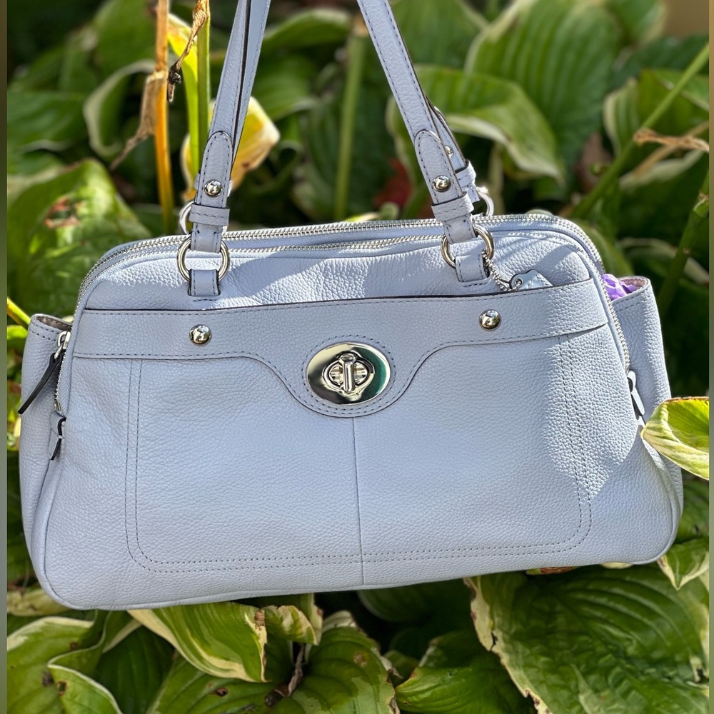 NWOT Coach Penelope shoulder bag
